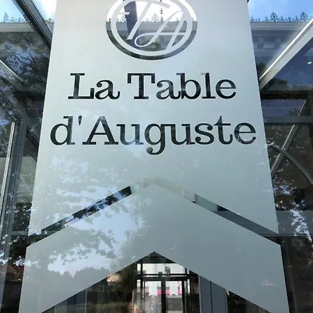 La Table D'auguste *