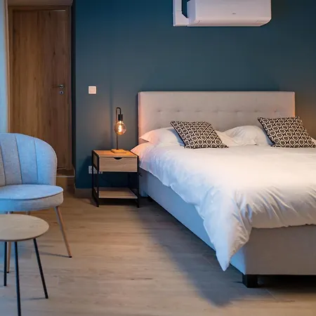 ホテル La Table D'auguste