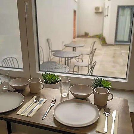La Table D'auguste