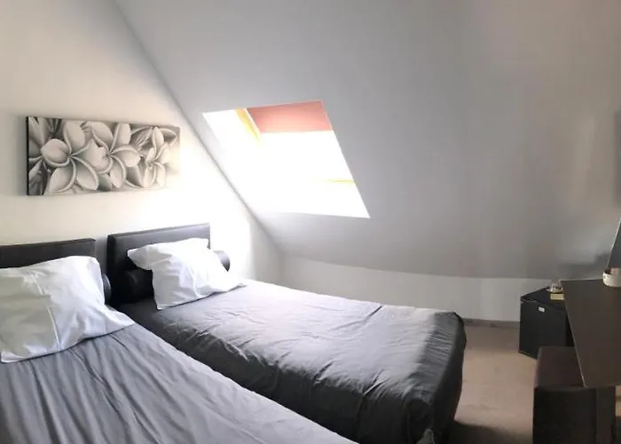 La Table D'auguste Hotel *