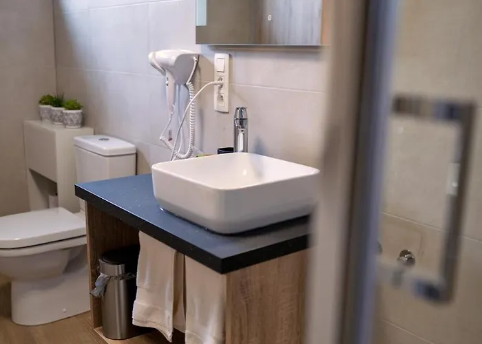 Hotel La Table D'auguste Dour